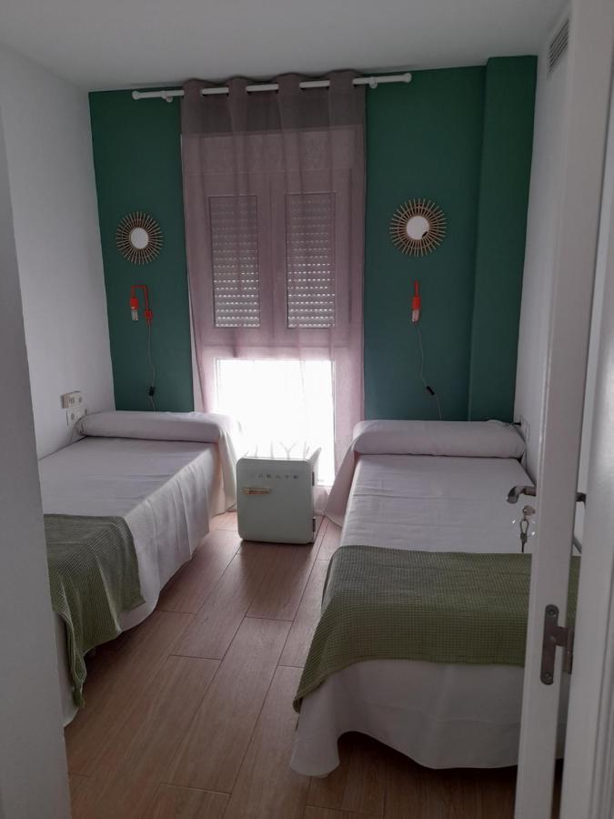Hostal Casandra - Antiguo Hostal Los Valencianos Conil De La Frontera Phòng bức ảnh
