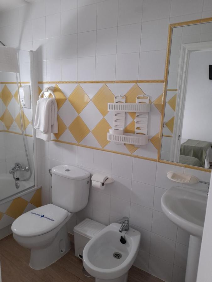 Hostal Casandra - Antiguo Hostal Los Valencianos Conil De La Frontera Phòng bức ảnh